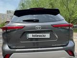 Toyota Highlander 2021 годаfor28 000 000 тг. в Астана – фото 4