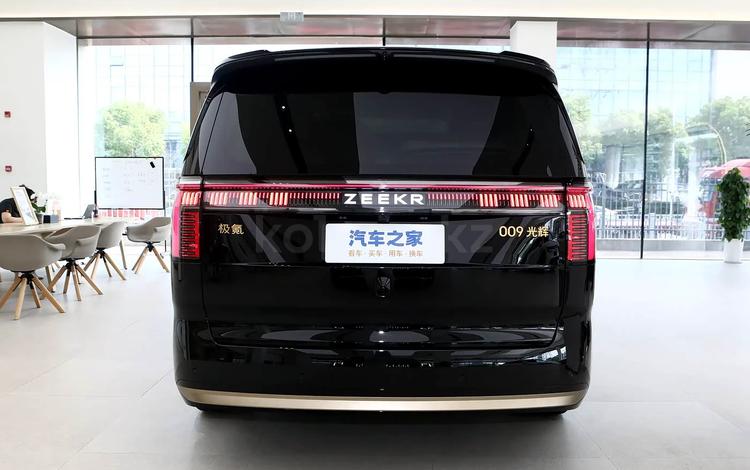 Zeekr 009 WE — миниатюра 5