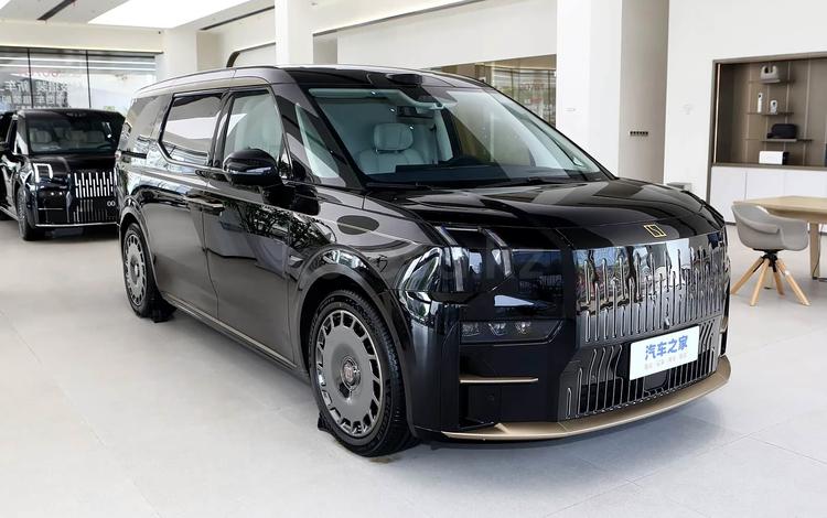 Zeekr 009 WE — миниатюра 1