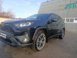 Toyota RAV4 2021 года за 17 000 000 тг. в Актобе – фото 5