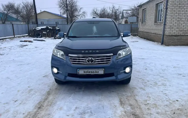 Toyota RAV4 2012 года за 9 500 000 тг. в Актобе