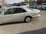 Mercedes-Benz E 320 2001 годаfor3 900 000 тг. в Актау – фото 3