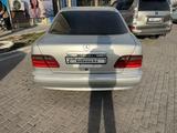 Mercedes-Benz E 320 2001 годаfor3 900 000 тг. в Актау – фото 2