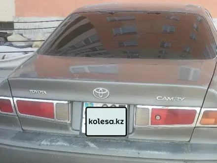 Toyota Camry 2000 года за 2 500 000 тг. в Усть-Каменогорск – фото 5