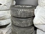 Комплект дисков с летней резиной Dunlop 235/65 R18 за 290 000 тг. в Алматы – фото 4