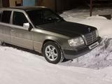 Mercedes-Benz E 260 1990 года за 1 500 000 тг. в Сарыозек – фото 3