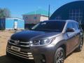 Toyota Highlander 2016 года за 14 000 000 тг. в Актобе – фото 3