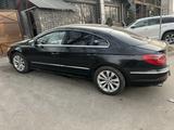 Volkswagen Passat CC 2009 года за 3 500 000 тг. в Алматы – фото 3