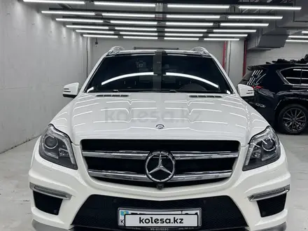 Mercedes-Benz GL 63 AMG 2015 года за 30 000 000 тг. в Астана