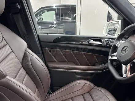 Mercedes-Benz GL 63 AMG 2015 года за 30 000 000 тг. в Астана – фото 10