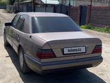 Mercedes-Benz E 220 1993 годаүшін1 900 000 тг. в Алматы – фото 4