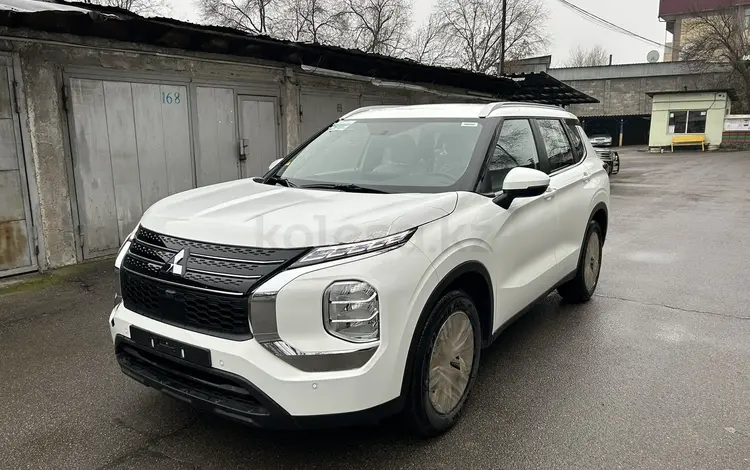 Mitsubishi Outlander 2022 года за 16 200 000 тг. в Алматы