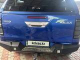 Toyota Hilux 2016 года за 22 000 000 тг. в Алматы – фото 2