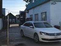 Volkswagen Passat 2014 года за 5 500 000 тг. в Актобе