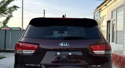 Kia Sorento 2017 годаfor8 500 000 тг. в Атырау – фото 4