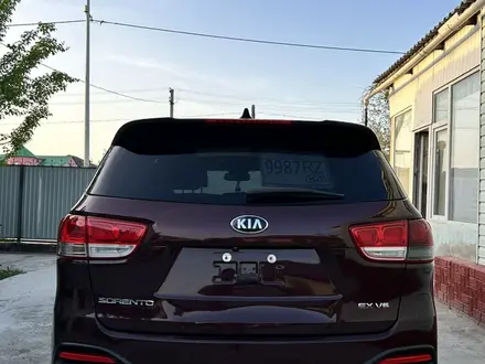 Kia Sorento 2017 года за 6 800 000 тг. в Атырау – фото 4