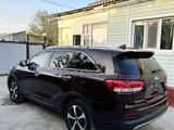 Kia Sorento 2017 годаүшін6 800 000 тг. в Атырау – фото 3