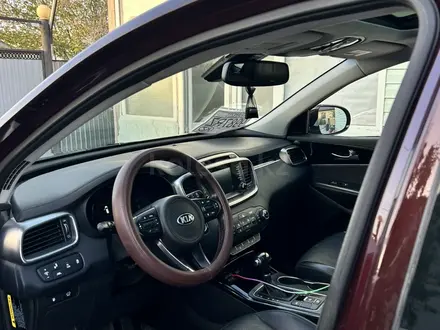Kia Sorento 2017 года за 6 800 000 тг. в Атырау – фото 7