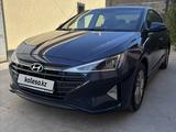 Hyundai Elantra 2019 года за 7 500 000 тг. в Шымкент – фото 4