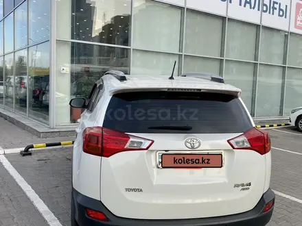 Toyota RAV4 2013 года за 10 100 000 тг. в Астана – фото 4