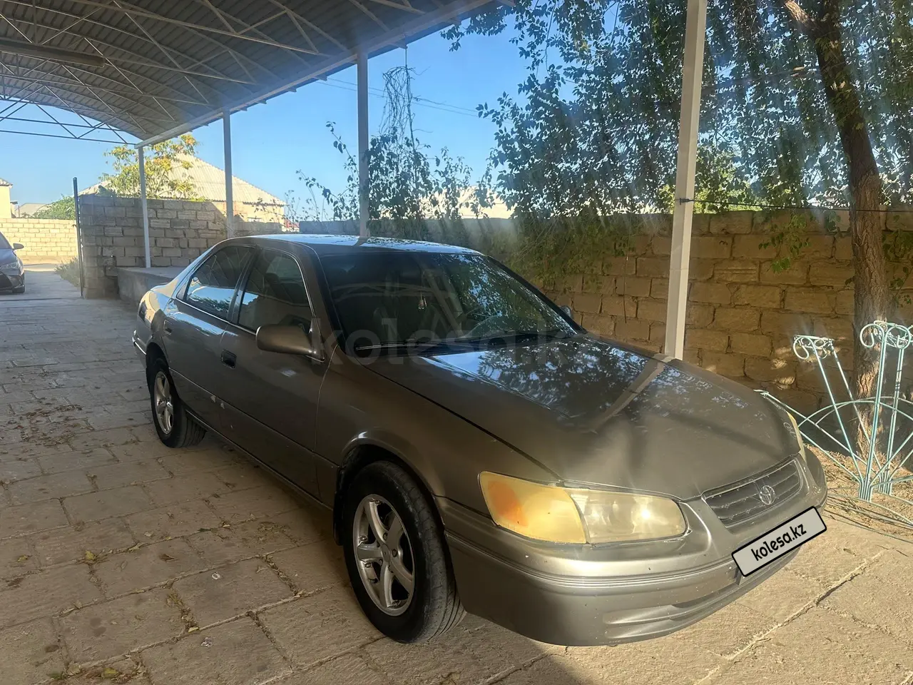 Toyota Camry, 2001