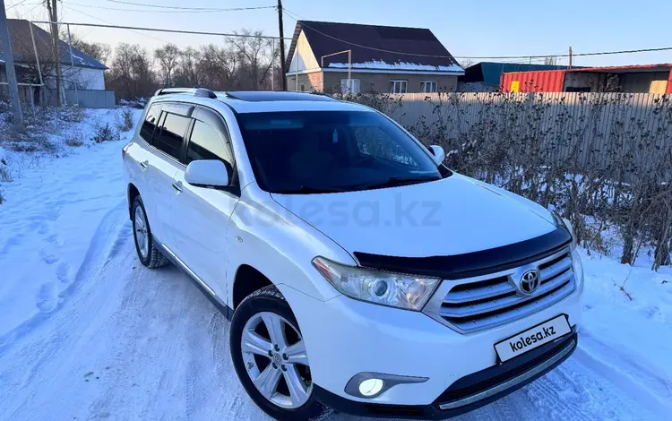 Toyota Highlander 2011 годаfor13 200 000 тг. в Алматы