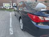 Hyundai Sonata 2013 годаүшін6 100 000 тг. в Актобе – фото 3