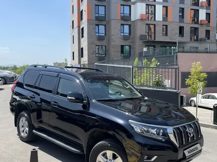 Toyota Land Cruiser Prado 2018 года за 22 000 000 тг. в Алматы – фото 15