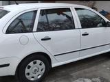 Skoda Fabia 2003 годаүшін2 300 000 тг. в Алматы