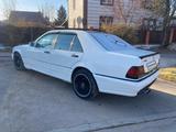 Mercedes-Benz S 500 1995 года за 2 800 000 тг. в Кокшетау – фото 2