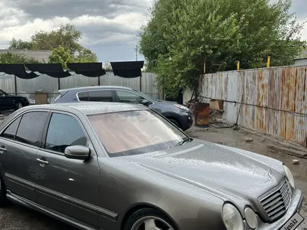 Mercedes-Benz E 55 AMG 2000 года за 6 000 000 тг. в Кызылорда – фото 20