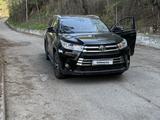 Toyota Highlander 2019 года за 16 500 000 тг. в Алматы