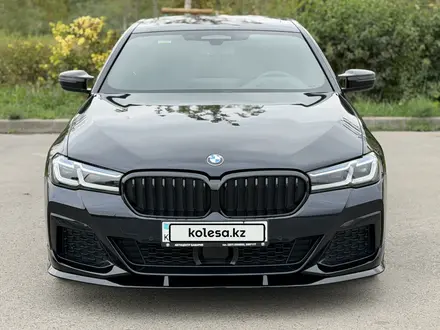 BMW 530 2022 года за 26 000 000 тг. в Алматы – фото 19