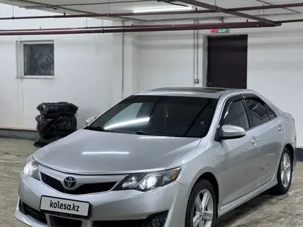 Toyota Camry 2012 года за 7 200 000 тг. в Астана – фото 2