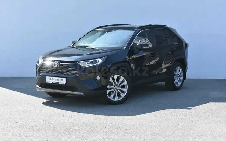 Toyota RAV4 2020 годаүшін13 100 000 тг. в Атырау