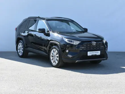 Toyota RAV4 2020 года за 13 100 000 тг. в Атырау – фото 3