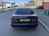 Mercedes-Benz E 320 2001 годаүшін3 000 000 тг. в Атырау – фото 4