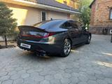 Hyundai Sonata 2021 года за 12 000 000 тг. в Астана