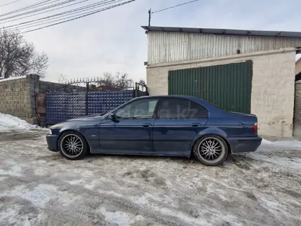 BMW 530 1997 года за 3 900 000 тг. в Алматы – фото 4