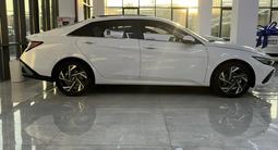 Hyundai Elantra 2024 года за 9 100 000 тг. в Алматы – фото 3