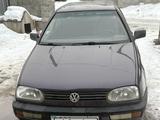 Volkswagen Golf 1994 года за 1 500 000 тг. в Алматы