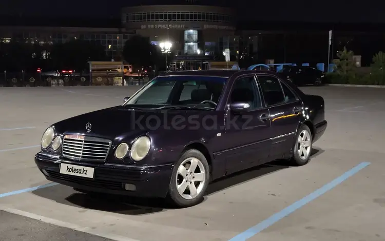 Mercedes-Benz E 280 1998 годаfor3 300 000 тг. в Астана