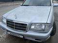 Mercedes-Benz C 180 1994 года за 1 500 000 тг. в Атырау