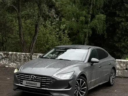 Hyundai Sonata 2022 года за 12 600 000 тг. в Алматы – фото 12