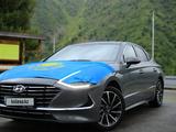 Hyundai Sonata 2022 годаүшін12 600 000 тг. в Алматы – фото 2