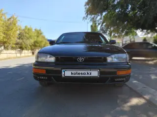 Toyota Camry, 1992