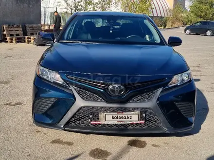 Toyota Camry 2019 года за 13 200 000 тг. в Астана – фото 7