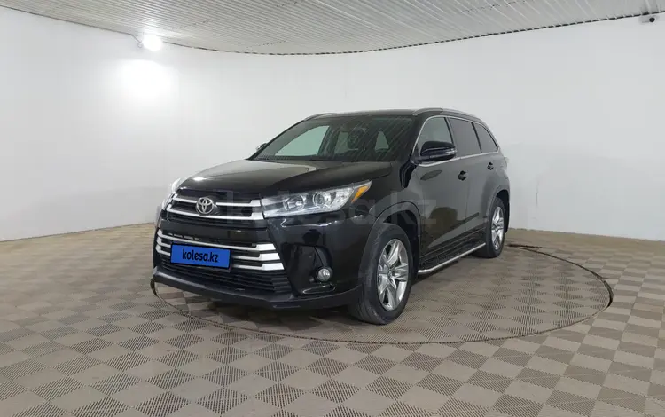 Toyota Highlander 2016 года за 14 250 000 тг. в Шымкент