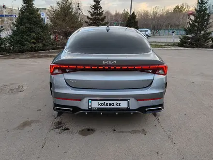 Kia K5 2022 годаүшін13 200 000 тг. в Астана – фото 3