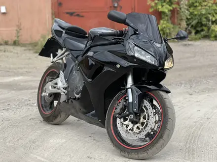 Honda  CBR 1000 RR/RA Fireblade 2006 года за 2 800 000 тг. в Астана